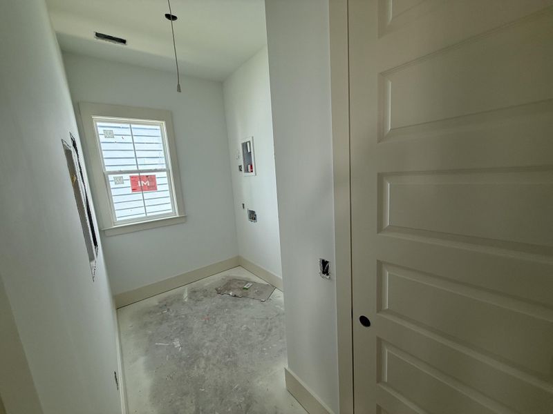 Image 14 of a home in . Image 14 of a home in .