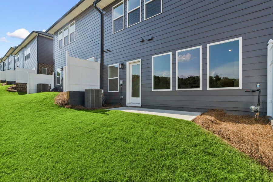 Exterior details and patio area of a home in Grandview Terrace, Canton (Image 3).