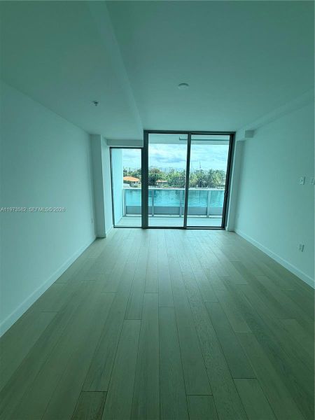 Spacious, unfurnished interior of a new home in , Bay Harbor Islands (Image 18). Spacious, unfurnished interior of a new home in , Bay Harbor Islands (Image 18).