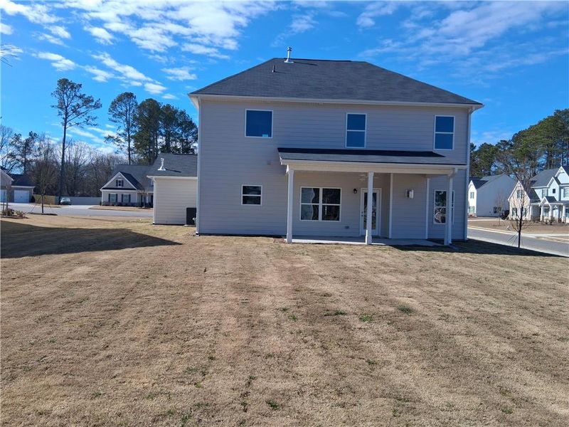 Exterior details and patio area of a home in Stephen's Landing, Loganville (Image 3).
