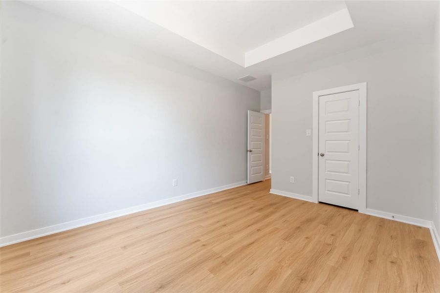 Spacious, unfurnished interior of a new home in Barton Place, Cleveland (Image 26). Spacious, unfurnished interior of a new home in Barton Place, Cleveland (Image 26).