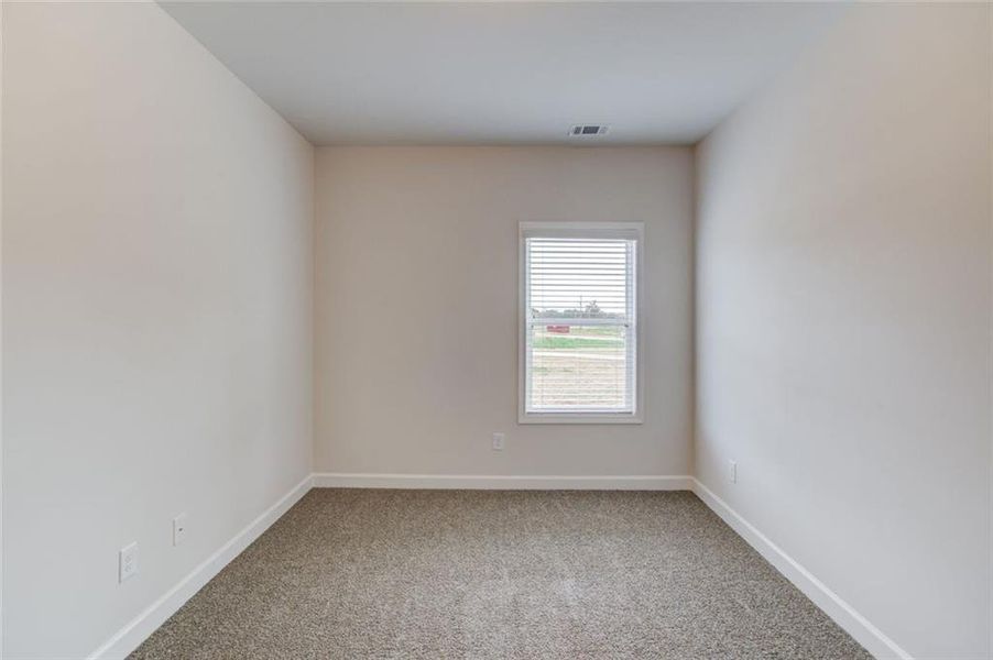 Spacious, unfurnished interior of a new home in , Lula (Image 14).