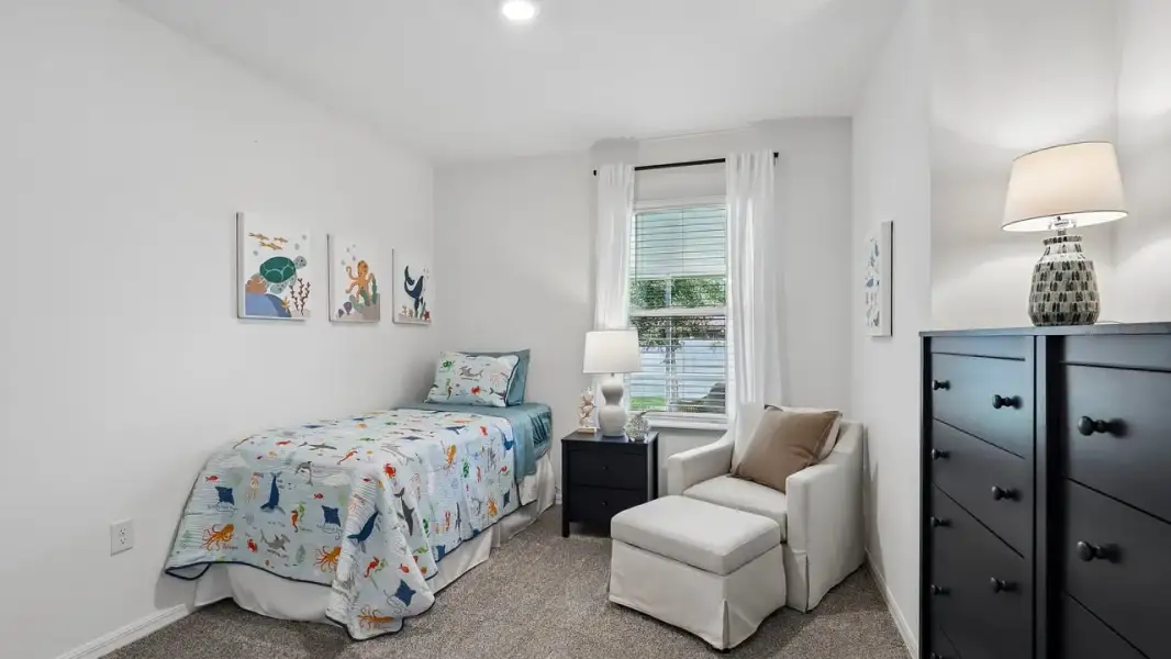 Representative furnished interior of a home built from the Maple by Maronda Homes in Cassie Oaks, Jacksonville (Image 36).