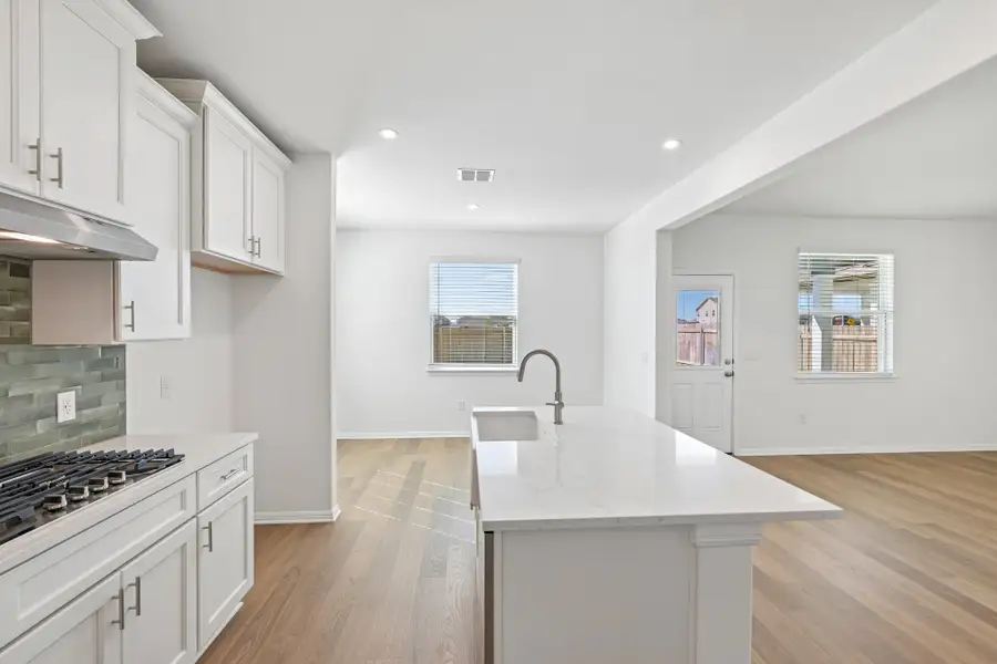 Furnished interior view inside a new home in Porter Country, Buda (Image 5).