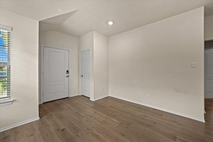 Spacious, unfurnished interior of a new home in Magnolia, Josephine (Image 17).