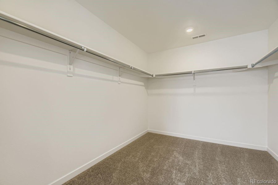 Spacious, unfurnished interior of a new home in Sterling Ranch: The Skyline Collection, Littleton (Image 6). Spacious, unfurnished interior of a new home in Sterling Ranch: The Skyline Collection, Littleton (Image 6).