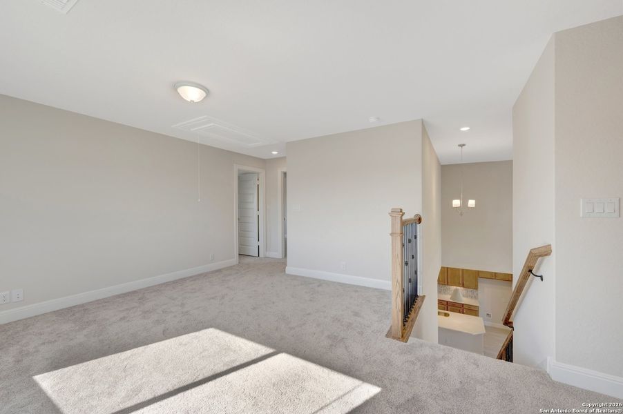 Spacious, unfurnished interior of a new home in Davis Ranch 50', San Antonio (Image 42).