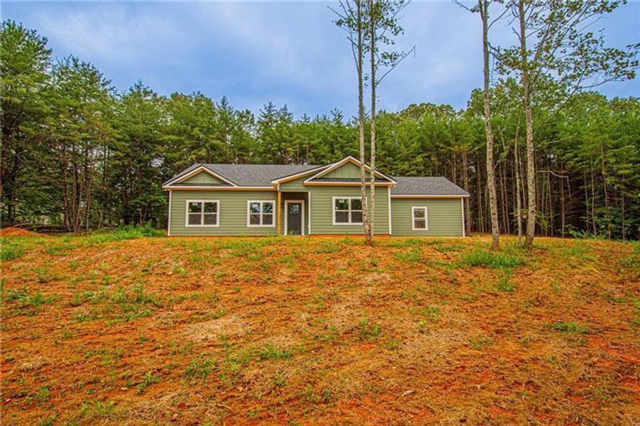 Exterior details and patio area of a home in , Dahlonega (Image 10).
