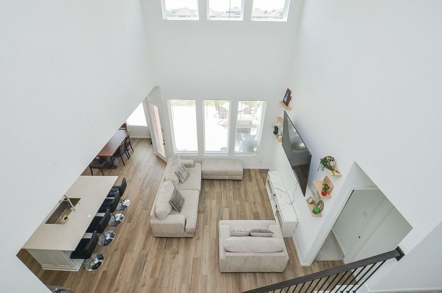 What a fabulous room for entertaining your family and friends