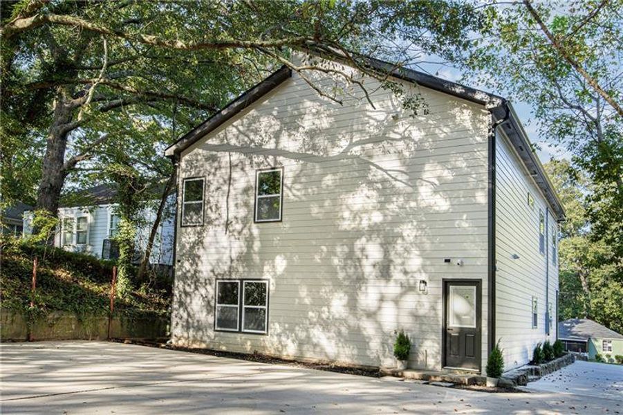 Image 17 of a home in .