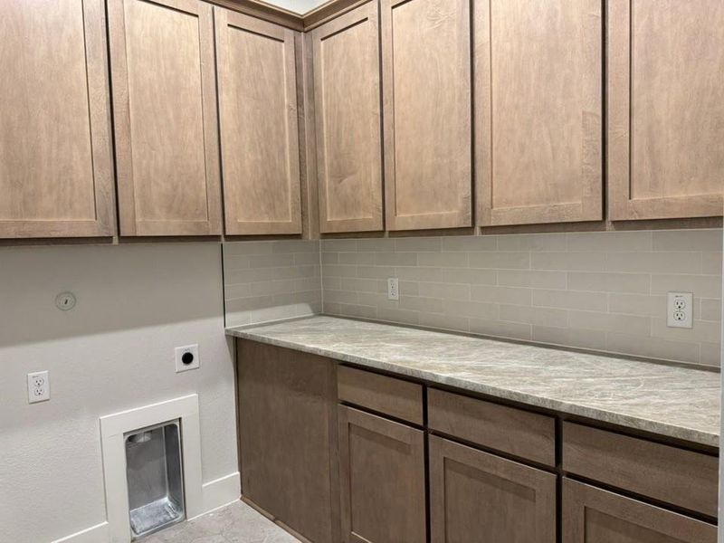 Furnished interior view inside a new home in Rocky Top, Krum (Image 5).