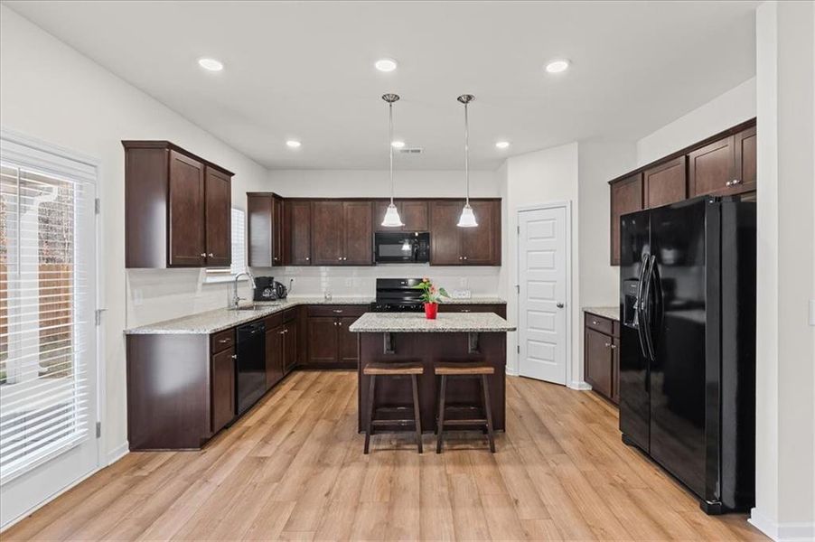 Furnished interior view inside a new home in Emerald Oaks Estates, Rome (Image 8).