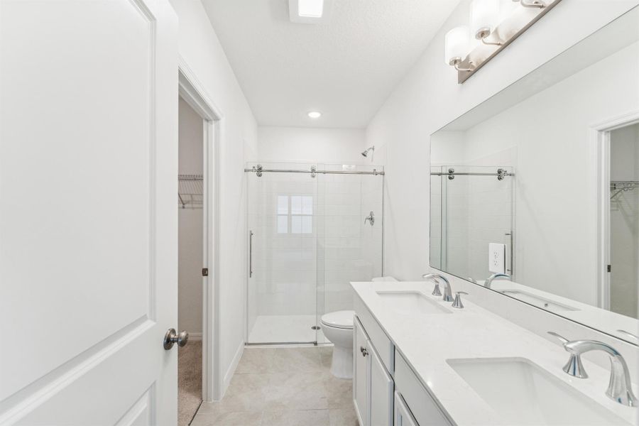 Furnished interior view inside a new home in , Fort Pierce (Image 7).