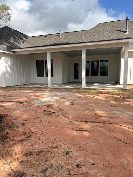 Image 10 of a home in .