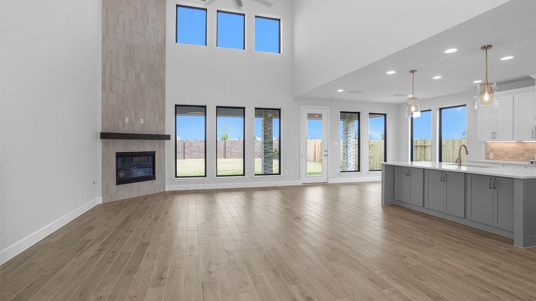 Spacious, unfurnished interior of a new home in Legacy Prairie at Katy Court, Katy (Image 14).