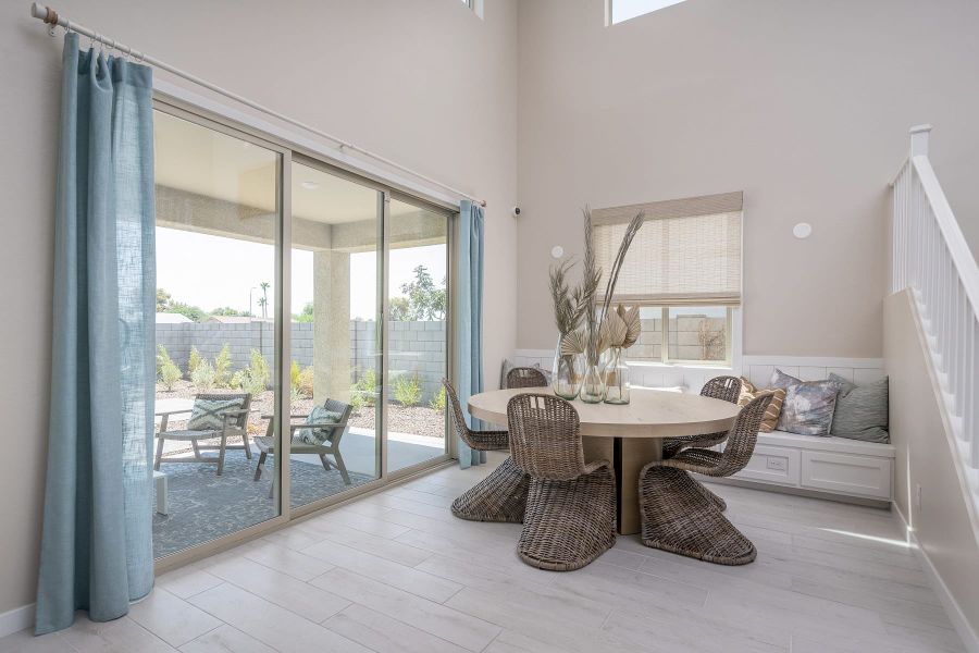 Dining | Christopher | Marlowe | New Homes in Glendale, AZ | Landsea Homes