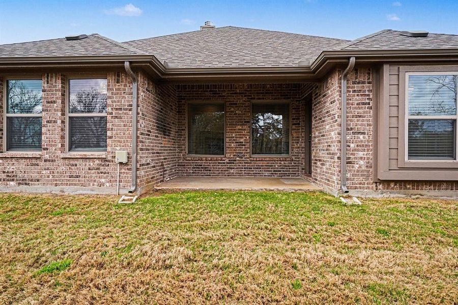 Exterior details and patio area of a home in , Keene (Image 4).