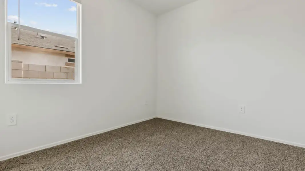 Spacious, unfurnished interior of a new home in Carlton Commons, Casa Grande (Image 22).