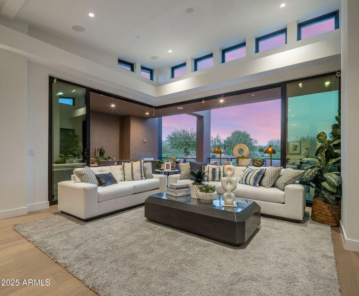 49-web-or-mls-IMG_4807 49-web-or-mls-IMG_4807