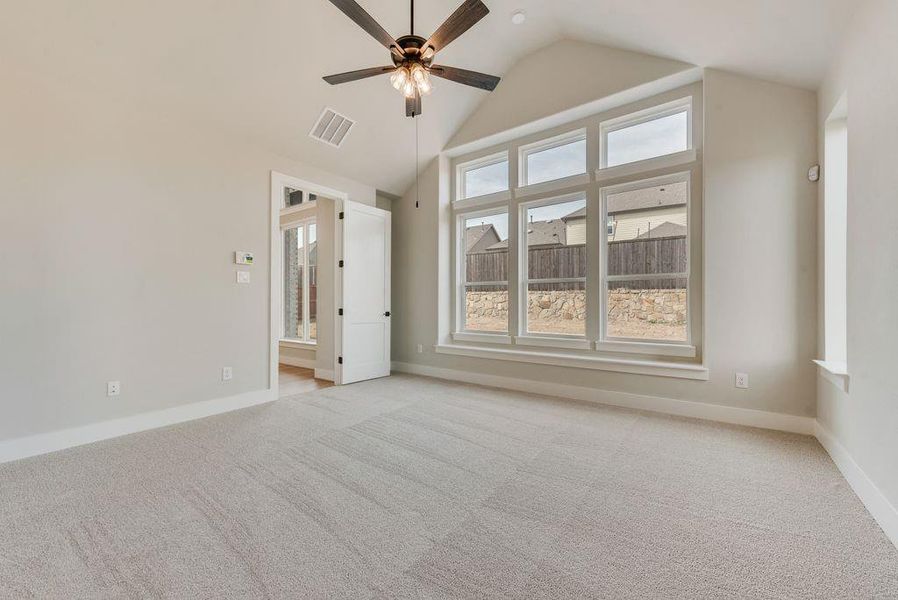 Spacious, unfurnished interior of a new home in Somerset Park, Rockwall (Image 23). Spacious, unfurnished interior of a new home in Somerset Park, Rockwall (Image 23).