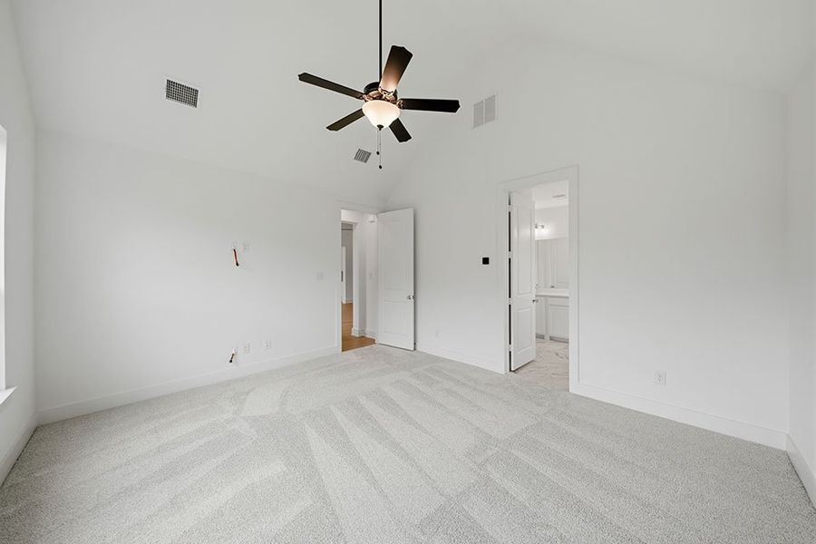 Spacious, unfurnished interior of a new home in Solterra Texas, Mesquite (Image 28).