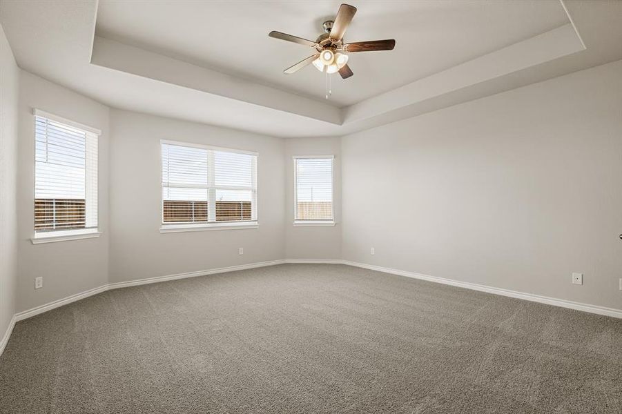 Spacious, unfurnished interior of a new home in Rocky Creek Crossing, Fort Worth (Image 21). Spacious, unfurnished interior of a new home in Rocky Creek Crossing, Fort Worth (Image 21).