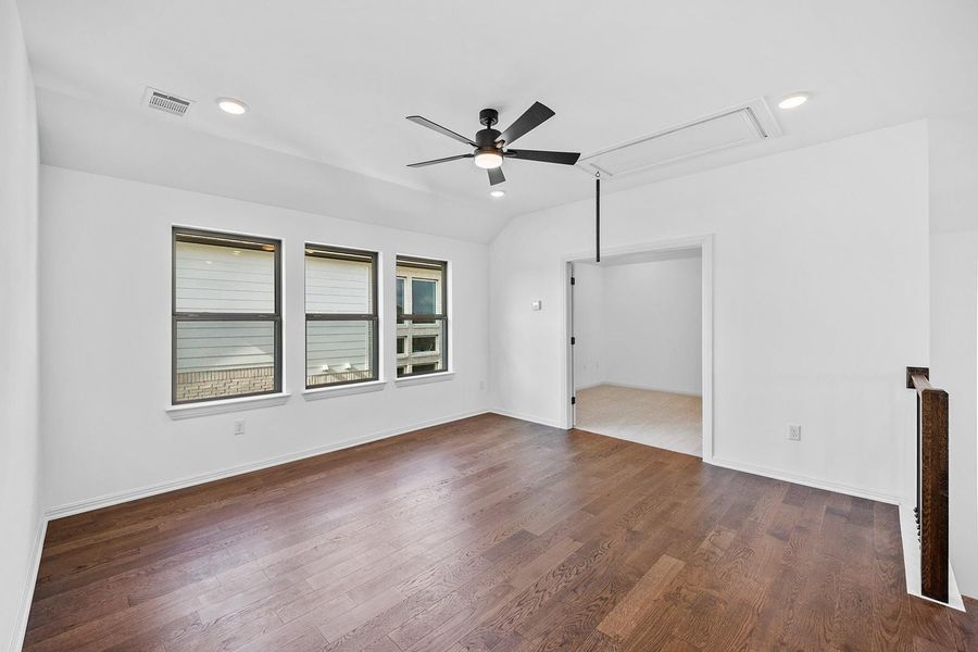 Spacious, unfurnished interior of a new home in Provence - 60', Austin (Image 20).