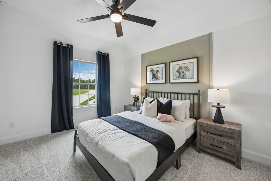 Representative furnished interior of a home built from the Amherst by Pulte Homes in Mavera, Conroe (Image 16).