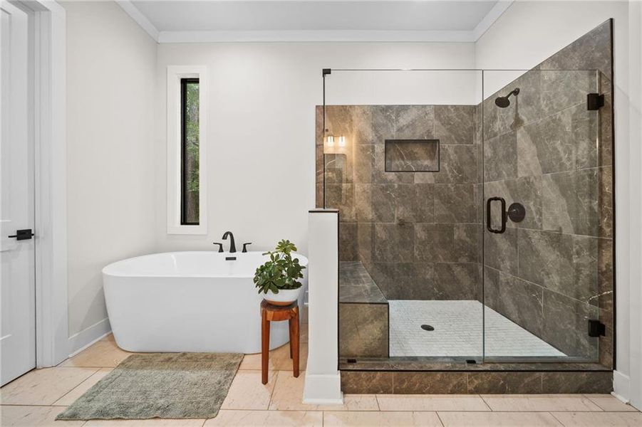 Furnished interior view inside a new home in , Dallas (Image 26).