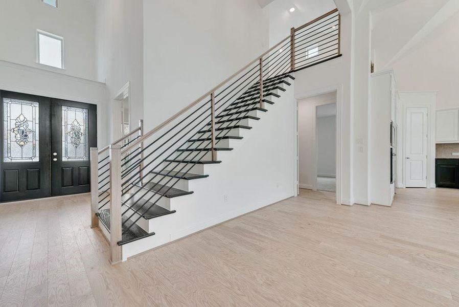 Spacious, unfurnished interior of a new home in Somerset Park, Rockwall (Image 26). Spacious, unfurnished interior of a new home in Somerset Park, Rockwall (Image 26).