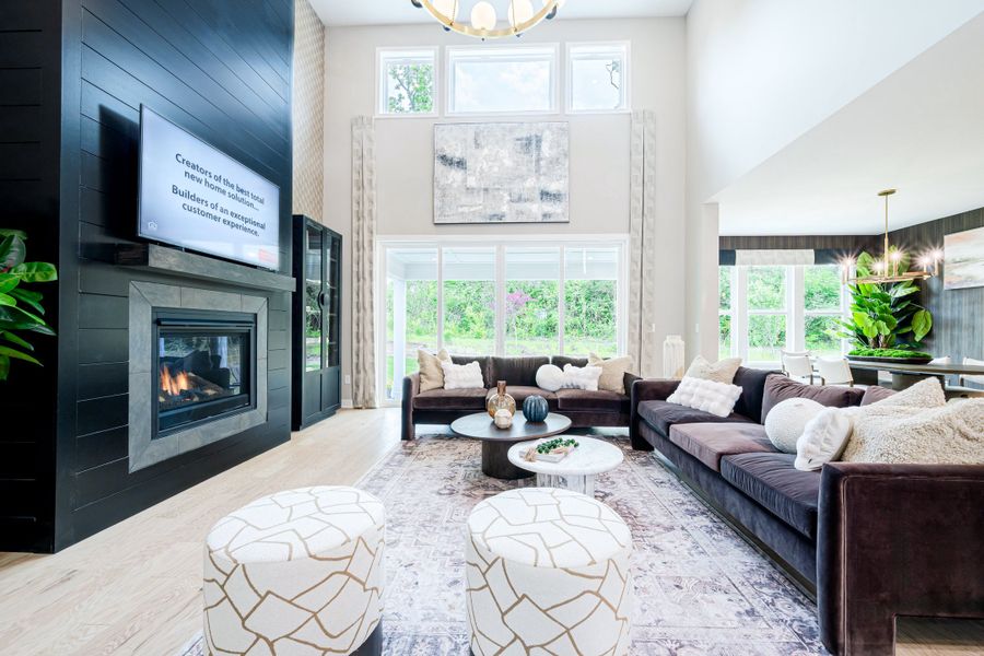 Representative furnished interior of a home built from the Finley by Fischer Homes in Twin Lakes, Hoschton (Image 10).
