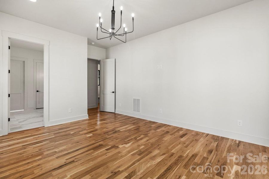 Spacious, unfurnished interior of a new home in , Lincolnton (Image 40).