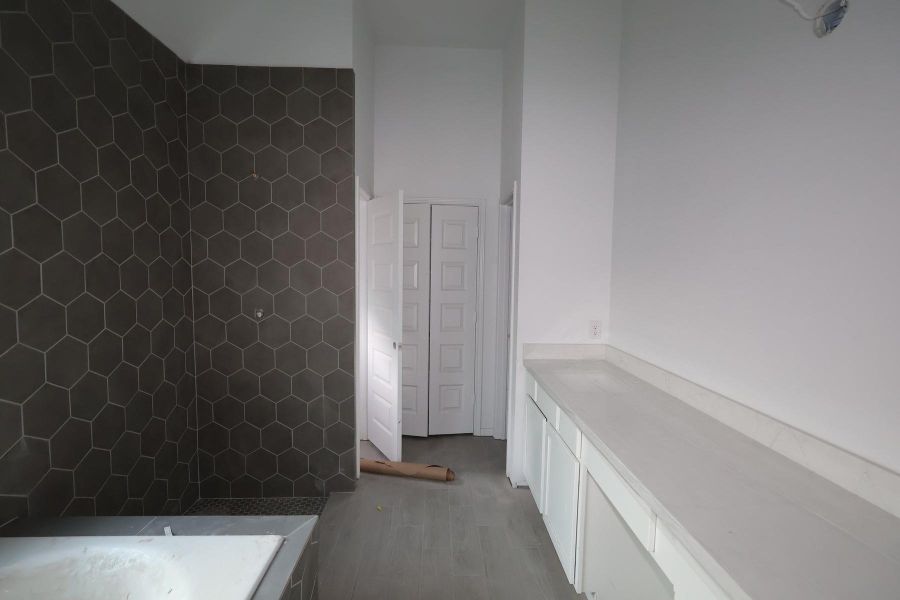 Owner's bath Owner's bath