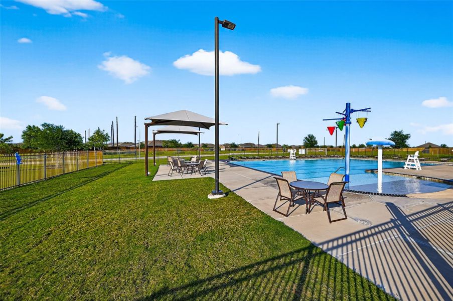 A great opportunity to enjoy the splash pad and pool at Coleman Trace Park.
