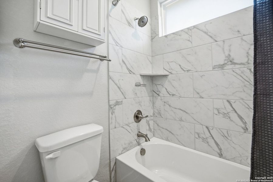 Furnished interior view inside a new home in August Fields, New Braunfels (Image 7). Furnished interior view inside a new home in August Fields, New Braunfels (Image 7).