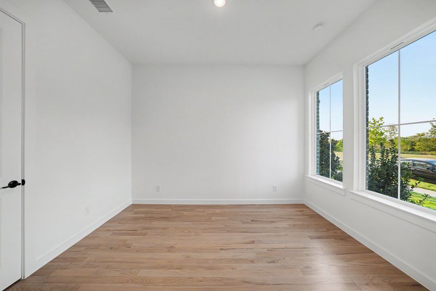 Spacious, unfurnished interior of a new home in Light Farms Brenham - 40' Lots, Celina (Image 24).