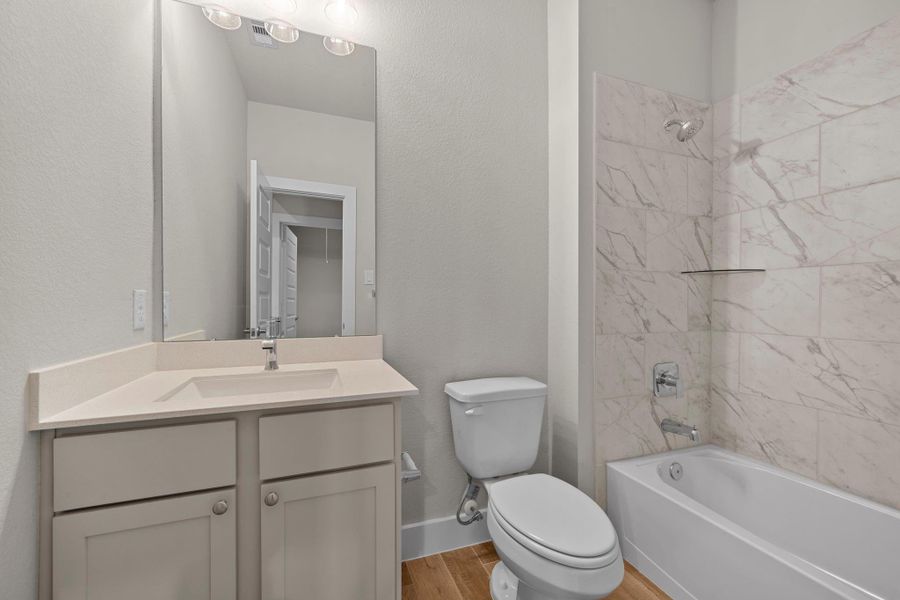 Furnished interior view inside a new home in Beacon Hill, Waller (Image 13).