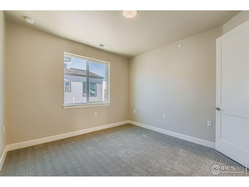 Spacious, unfurnished interior of a new home in Baseline, Broomfield (Image 30).