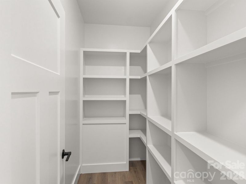 Image 38 of a home in .