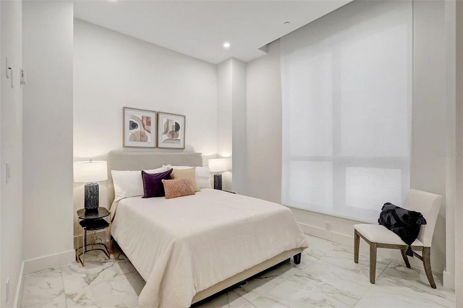 Furnished interior view inside a new home in , Sarasota (Image 19).