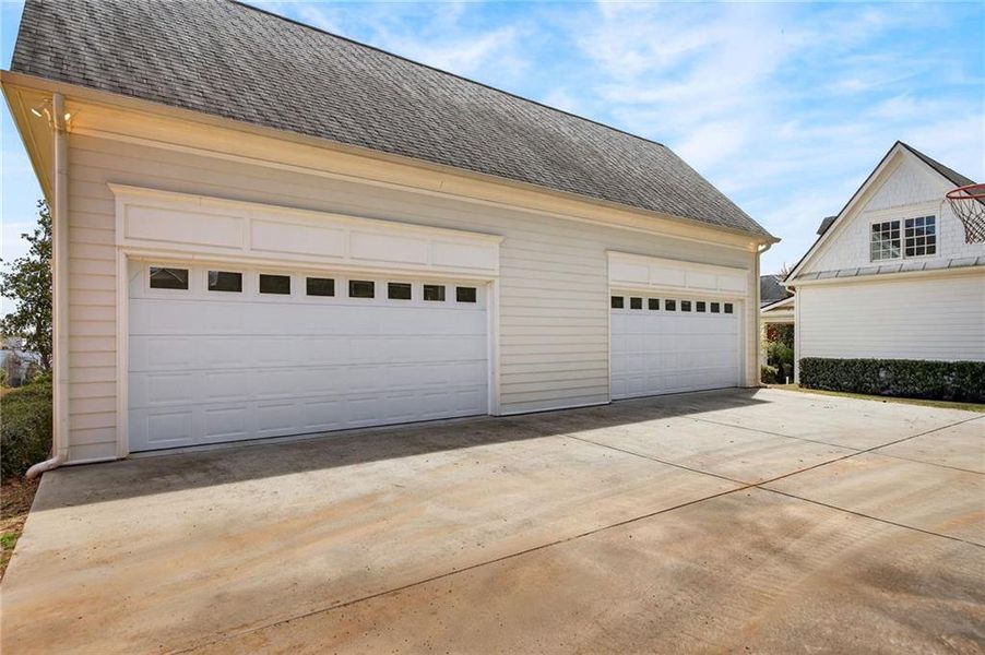 Exterior details and patio area of a home in , Smyrna (Image 31).