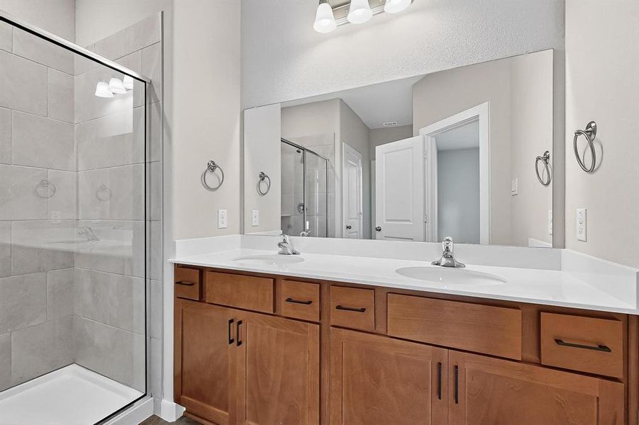 Furnished interior view inside a new home in Solterra Texas, Mesquite (Image 11). Furnished interior view inside a new home in Solterra Texas, Mesquite (Image 11).