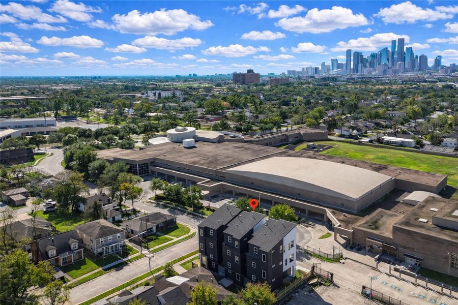 Image 37 of a home in .