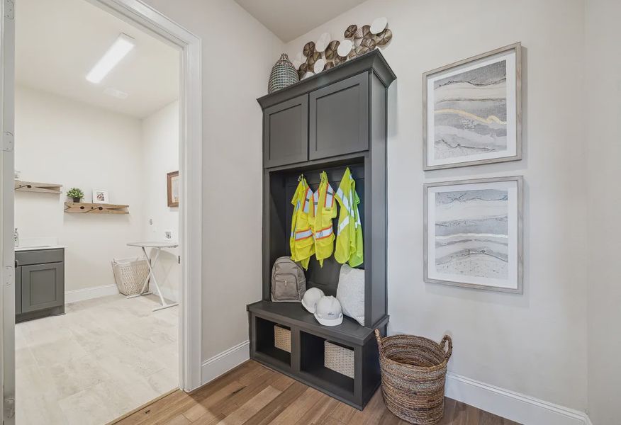 Plan 5051 valet - staged - 15 of 25 Plan 5051 valet - staged - 15 of 25