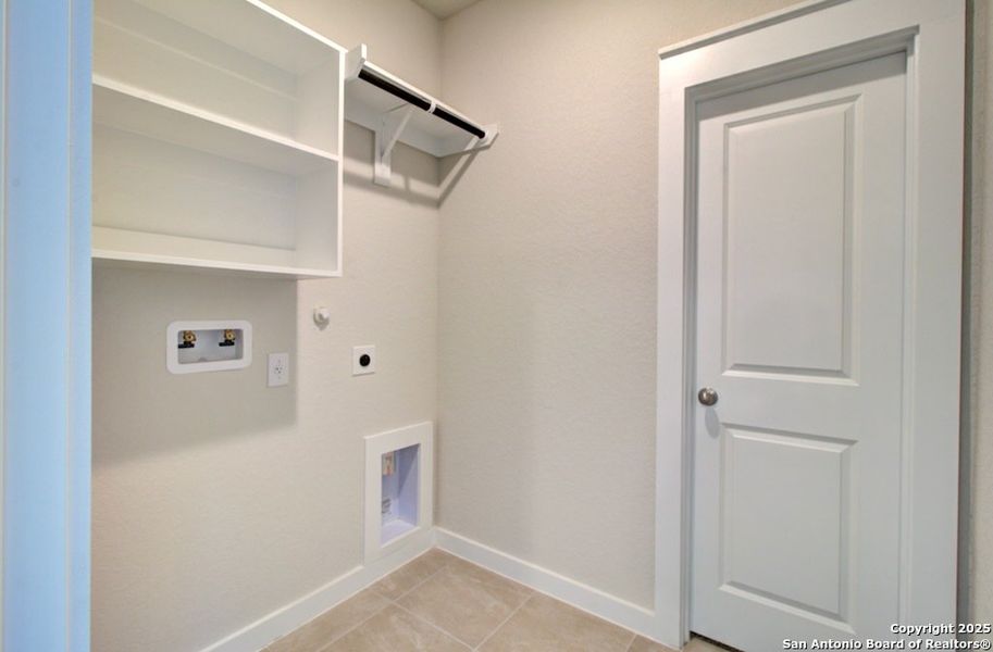 Spacious, unfurnished interior of a new home in Westridge - Landmark, San Antonio (Image 10). Spacious, unfurnished interior of a new home in Westridge - Landmark, San Antonio (Image 10).