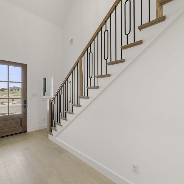 Spacious, unfurnished interior of a new home in Mustang Lakes, Celina (Image 64). Spacious, unfurnished interior of a new home in Mustang Lakes, Celina (Image 64).