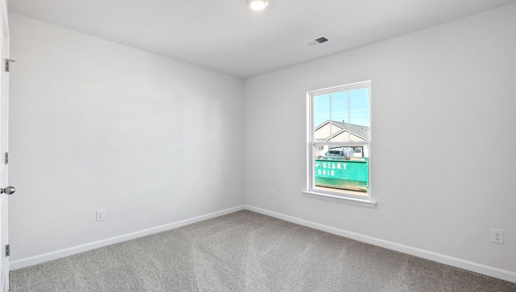 Spacious, unfurnished interior of a new home in Treemont Commons, Wellford (Image 11).