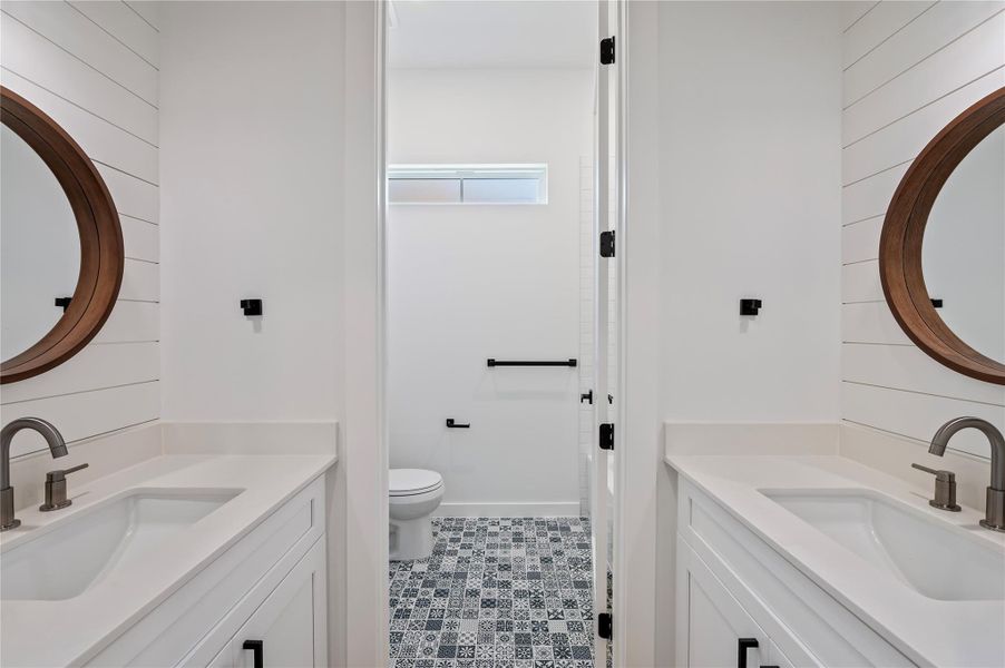Furnished interior view inside a new home in , West Columbia (Image 11).