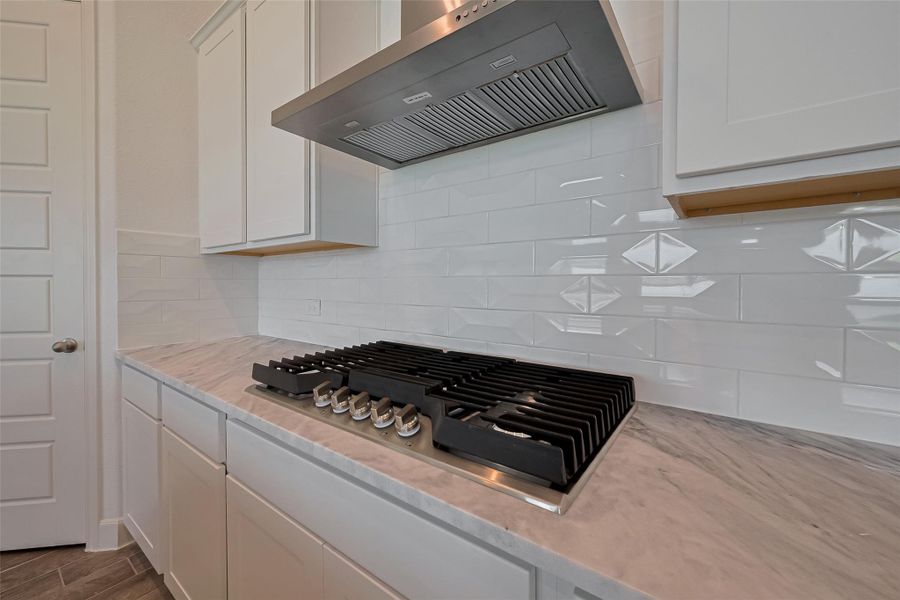 Close-up of interior finishes inside a home in Lago Mar, Texas City (Image 19). Close-up of interior finishes inside a home in Lago Mar, Texas City (Image 19).