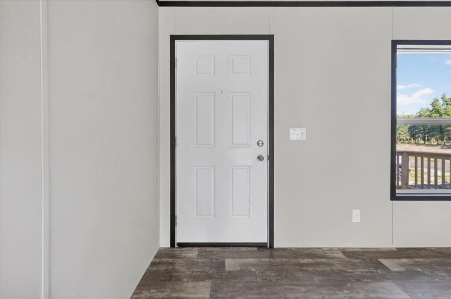 Spacious, unfurnished interior of a new home in , Cross (Image 17).